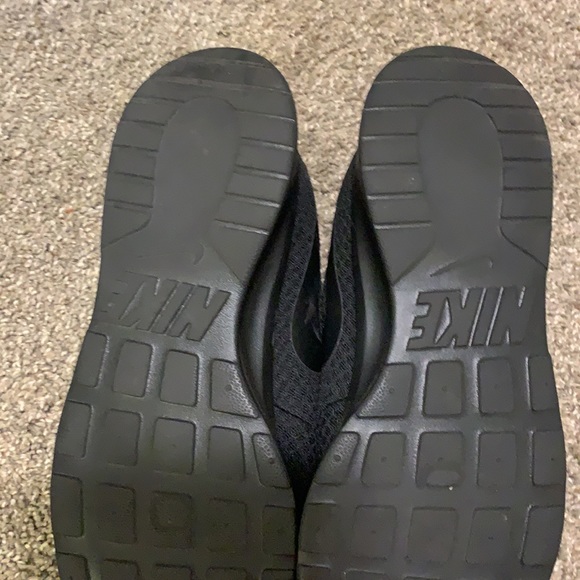 Nike runners - Picture 3 of 4